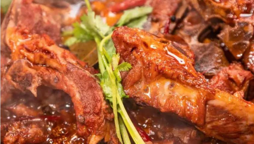 骨大炮·手撕大骨，文火慢熬、无拘无束、啃个痛快