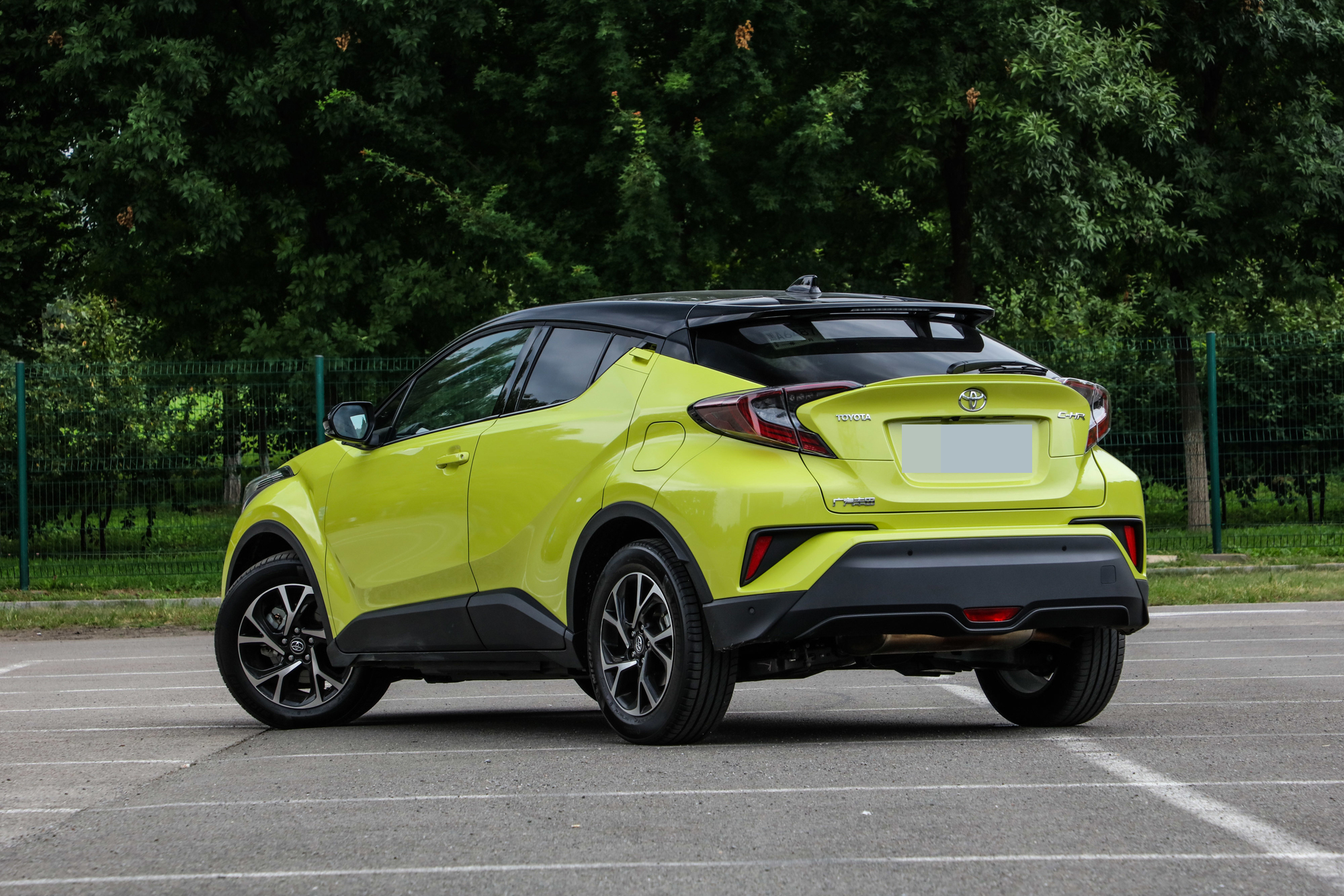 小型suv哪个是进口发动机,这几款家用suv理想车型动力谁更强