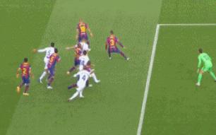 拉莫斯被红牌罚下去找裁判理论,这是啥逻辑