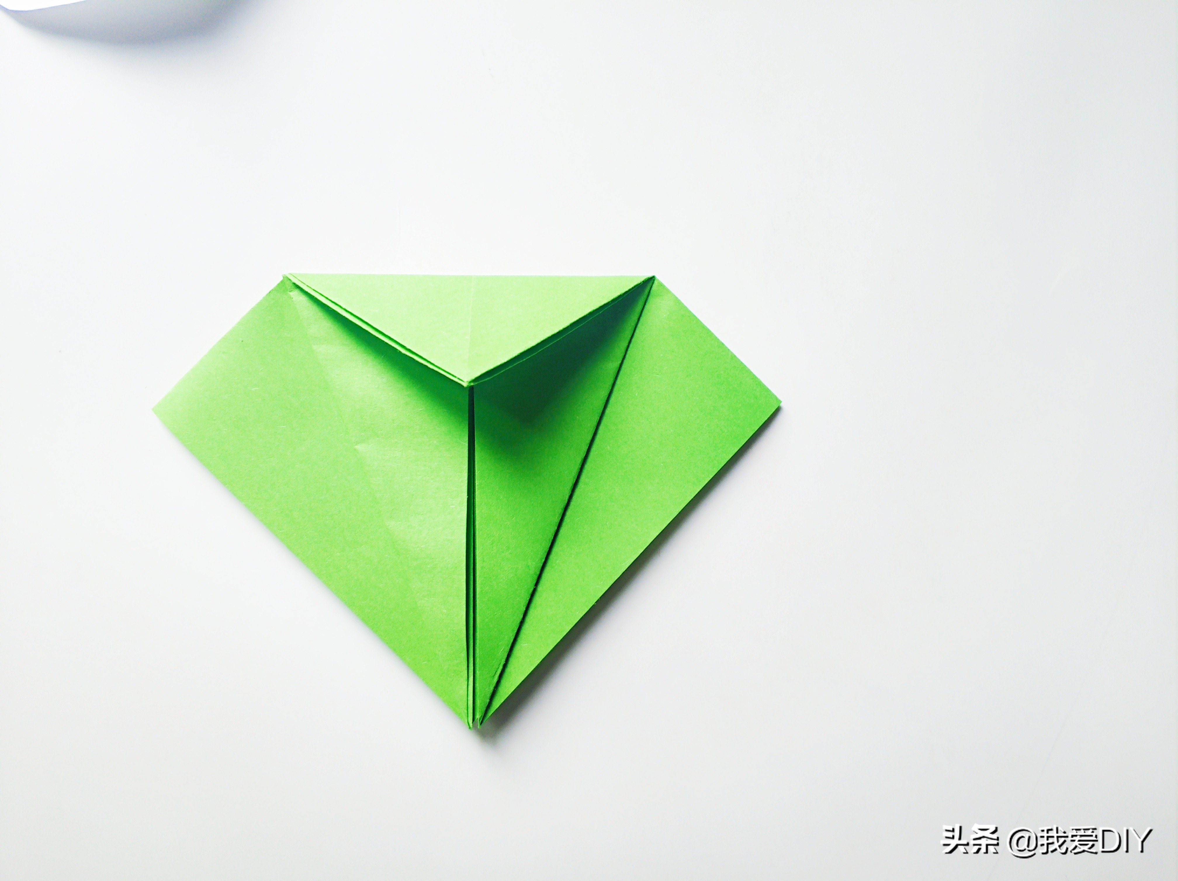 小燕子折纸步骤图解法,小燕子折纸教程简单