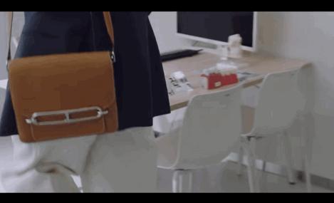 她被称韩国硬照女王，手握时尚圈顶级资源！网友：姐姐我可以