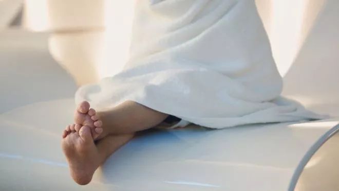 宝宝爱摸neinei怎么办,宝宝爱摸胳肢窝