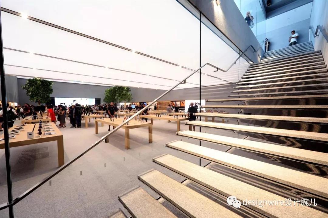 全球第一家苹果水上直营店在哪里,全球第一水上零售店