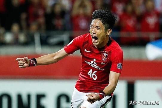 历史性一刻!西亚球队时隔8年赢得冠军,金元足球的胜利