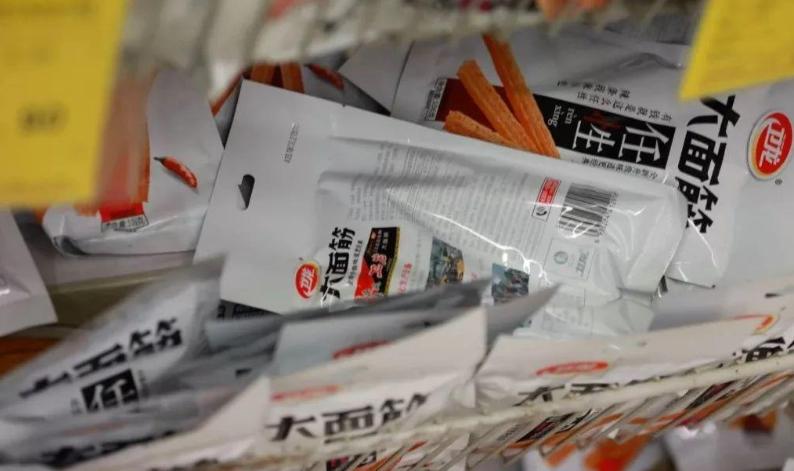 中国零食在国外成了硬通货,中国零食在国外卖出天价