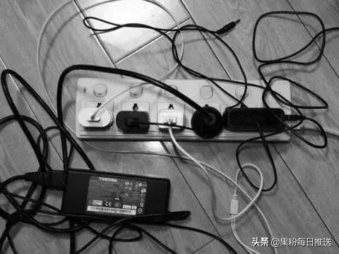 iphone如何实现快充 (iphone秒变快充只需一招)