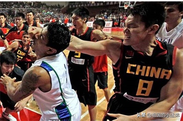 中国男篮史上最强的打架,中国男篮打架有多劲爆