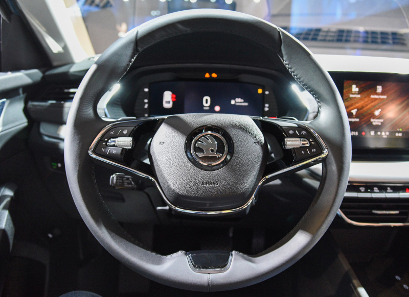 全新斯柯达明锐实车亮相,斯柯达明锐新款尾标