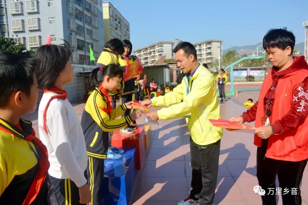 阳春市兴华小学校运会,逸夫小学县运会