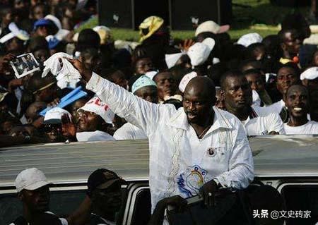 全球公认第一任球王,世界足坛第一球王