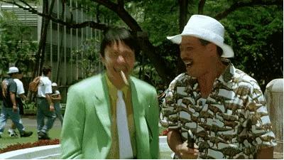 他自称红过周杰伦帅过周润发，也曾落魄潦倒，一辈子做到黄金配角