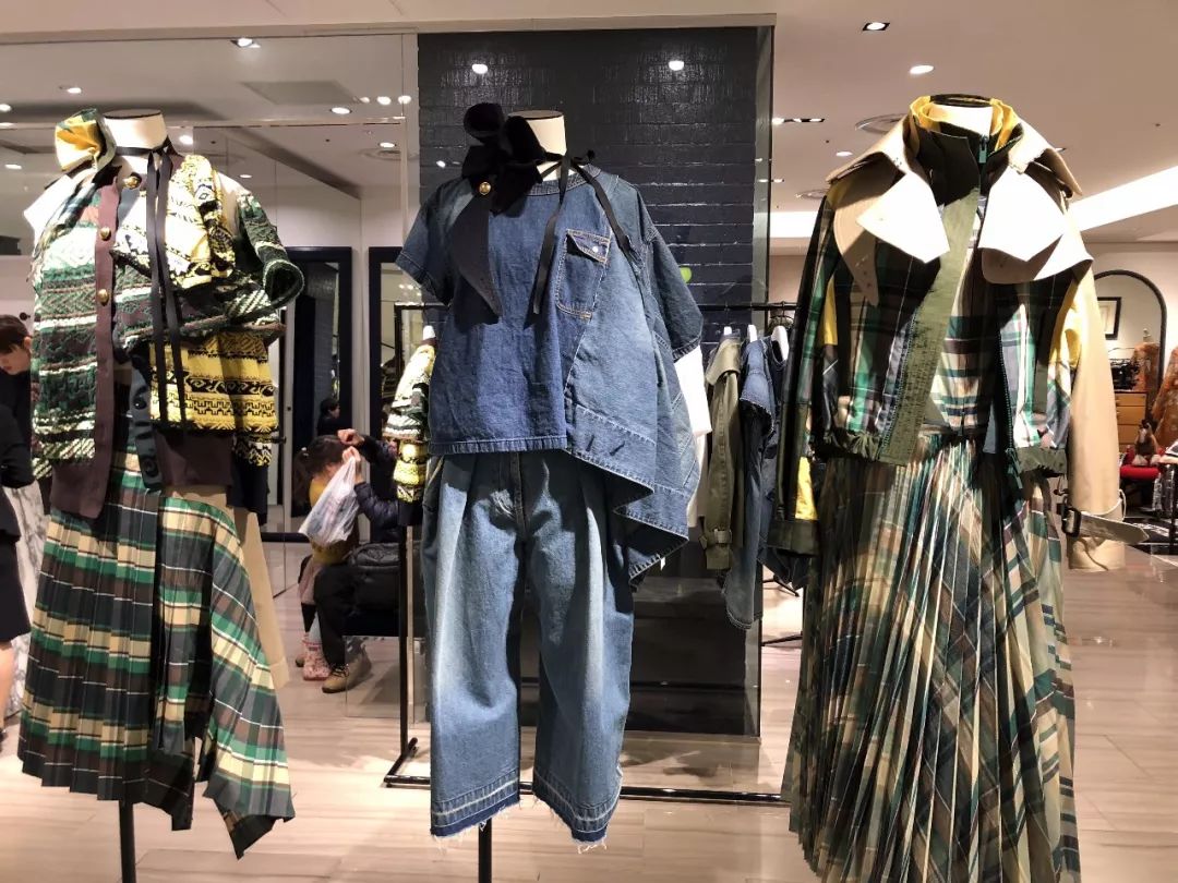 爱马仕不排队,爱马仕和lv哪个值得买