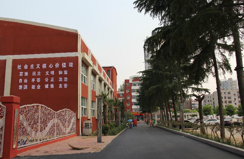 河南南阳的公办中专学校,南阳卫校中专分数线