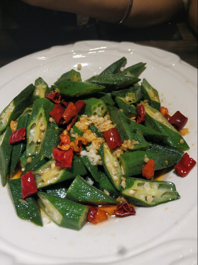 乌鲁木齐这家武侠风格主题餐厅，有种穿越到江湖客栈里的感觉！