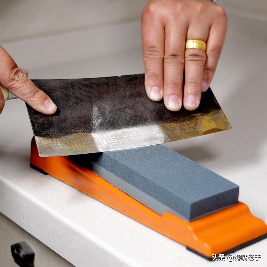 磨刀怎么磨才正确,磨刀怎么磨又快又锋利先磨哪边