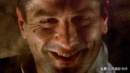 对不起,我真的是来吐槽《爱尔兰人》的