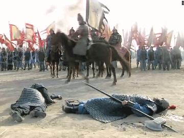 上将潘凤是否可以打败华雄,老版三国演义华雄斩潘凤