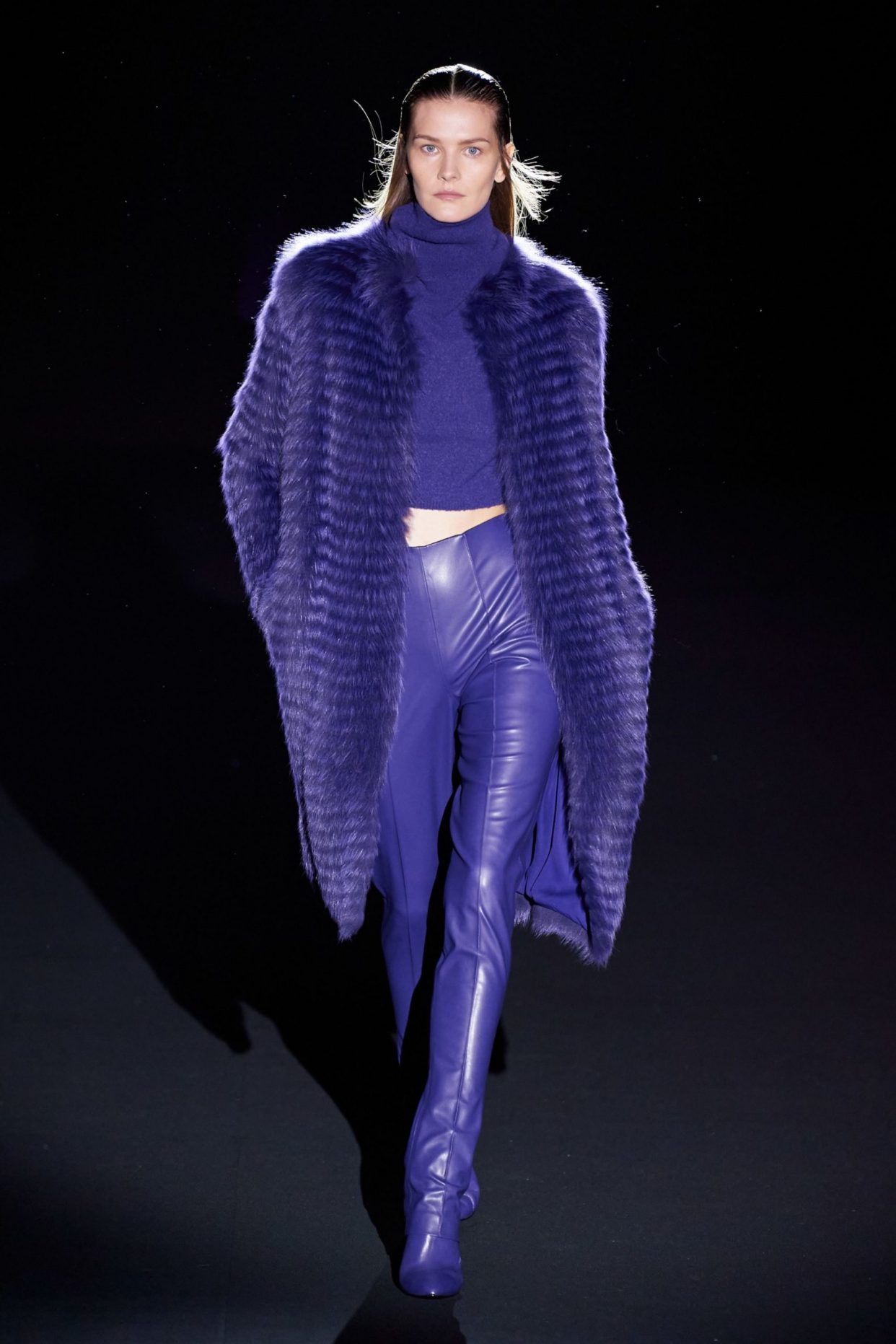 春季驼色系穿搭,驼色穿搭秋冬高级感