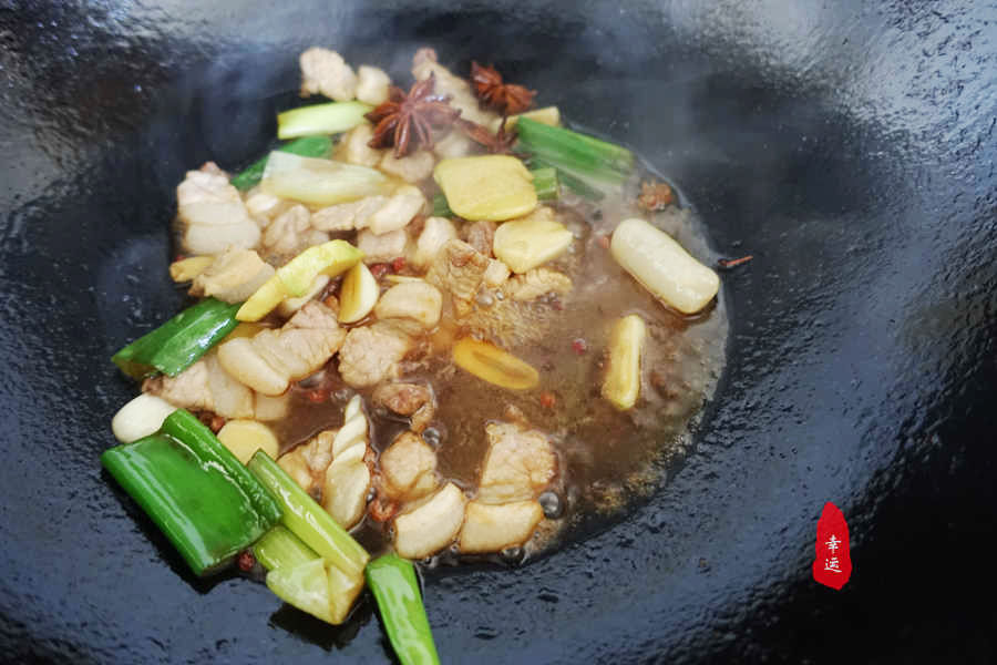 好吃的清汤豆腐炖鱼,鱼肉嫩鲜超下饭