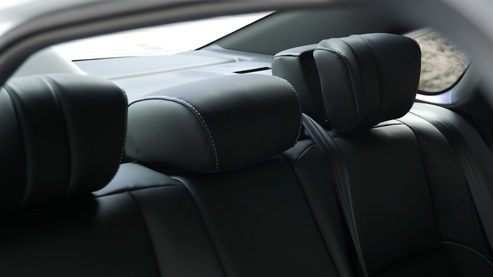 10多万出头就买这4款轿车,顶配不到10万元4款轿车性价比超高