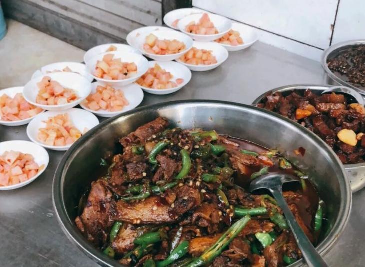 成都最牛板凳面,成都最拽的板凳面