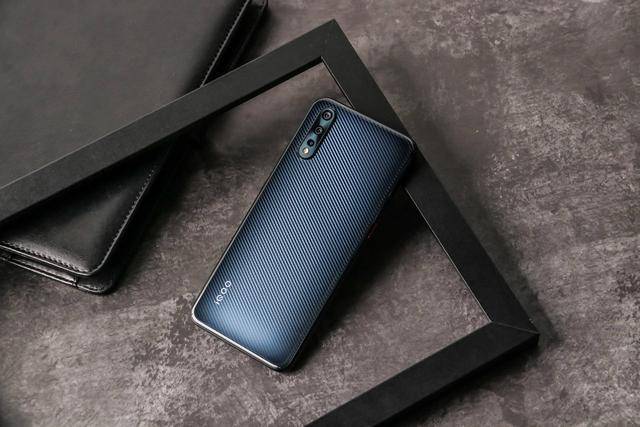 iqooneo855版深度测评,iqooneo855竞速版深度评测