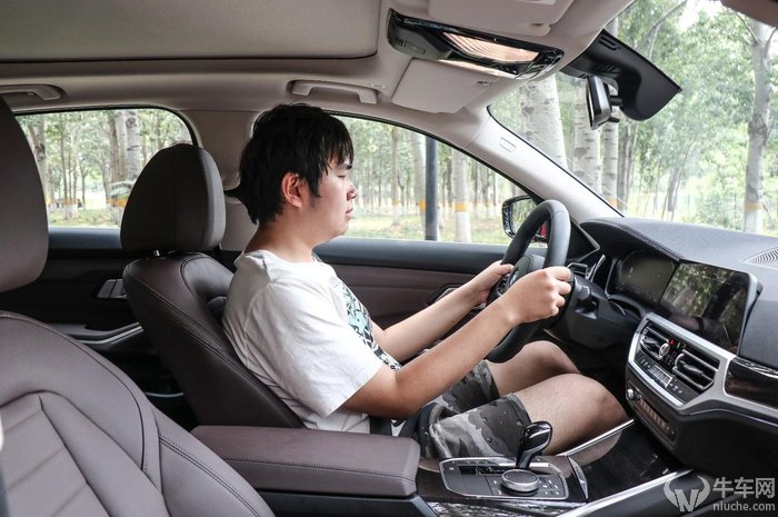 新款宝马325li驾驶感受怎么样,宝马325li新款2024款驾驶感受