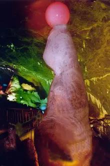 洛阳地下八亿年的鸡冠洞,洛阳栾川地下宫殿