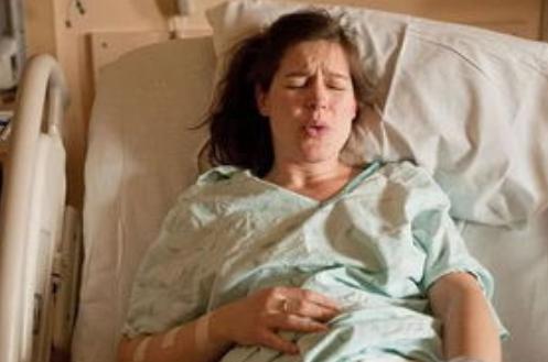 “老公有人说我是小牛奶？”产妇没听懂医生的暗语，闹出了大笑话