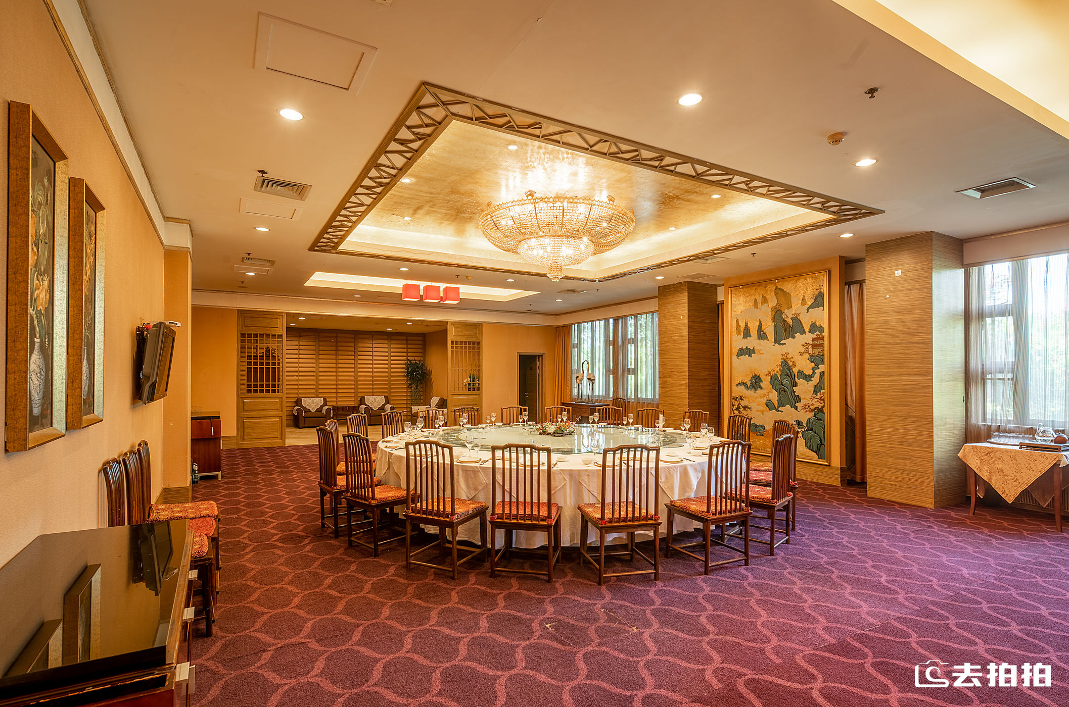 去拍拍蓝海酒店l做一片有温度的“蓝海”