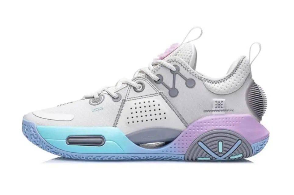 李宁回应炒鞋贩子,李宁安踏多款球鞋下架