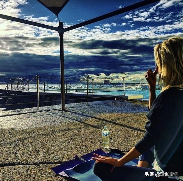 使元气通道畅通无阻之瑜伽清理经络调息法增强肺部功能抵抗疫病