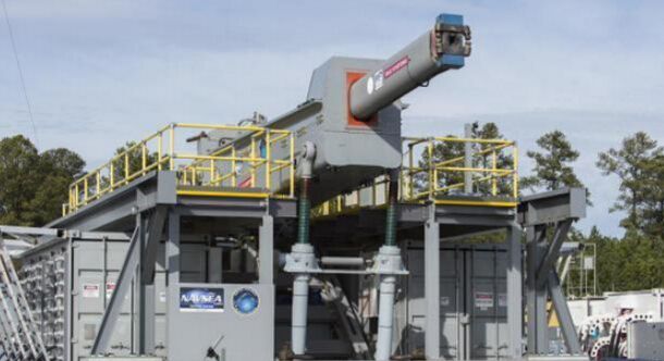 中国电磁炮技术被反超了吗,中国研究出的电磁炮与美国相比