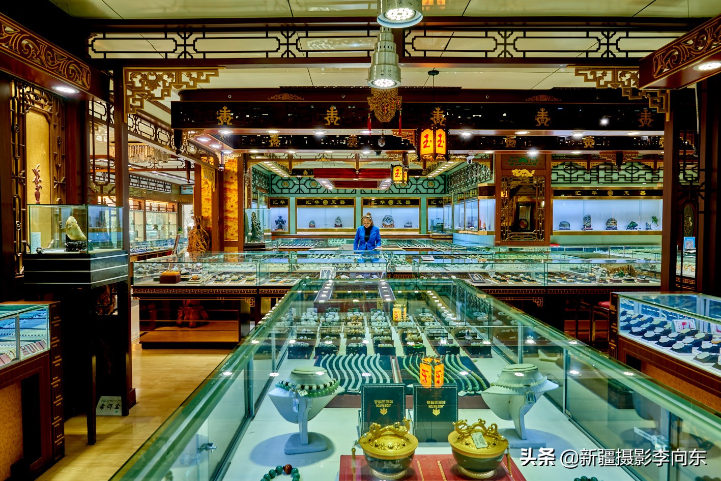 *疆新**首次举办以和田玉为主题的玉文化摄影大赛