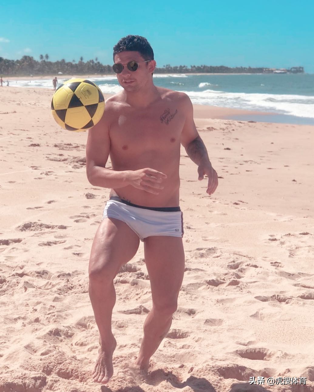 艾克森中国足球世界杯,国足新艾克森战袍