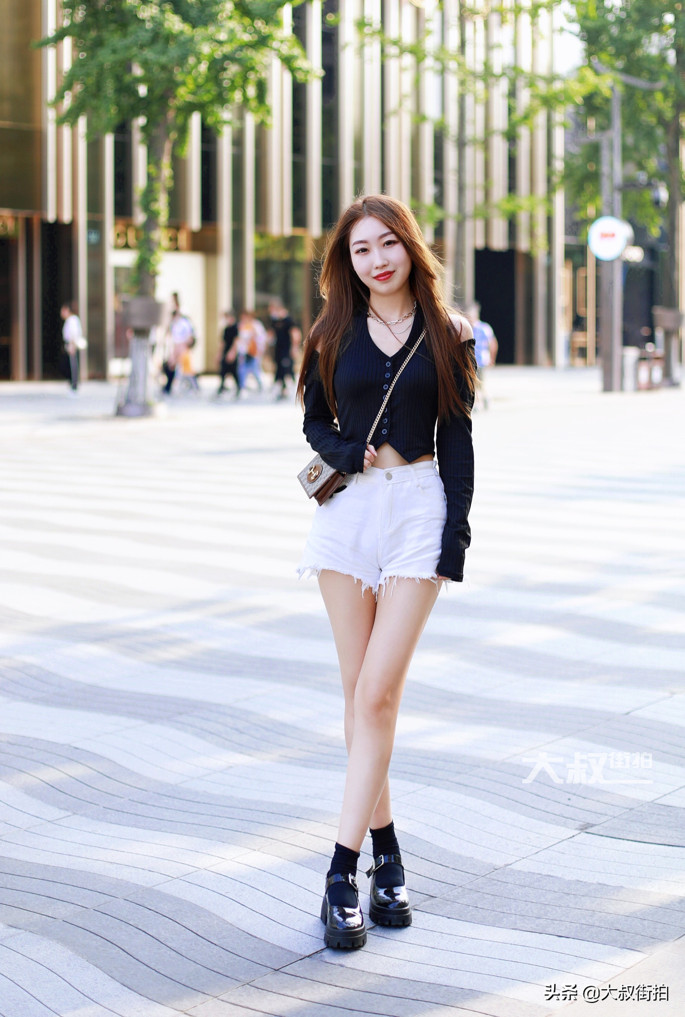 来一波成熟气质大叔街拍,来一张适合大叔的街拍