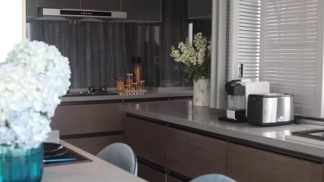 大师设计的湖景房,设计师设计两百平别墅