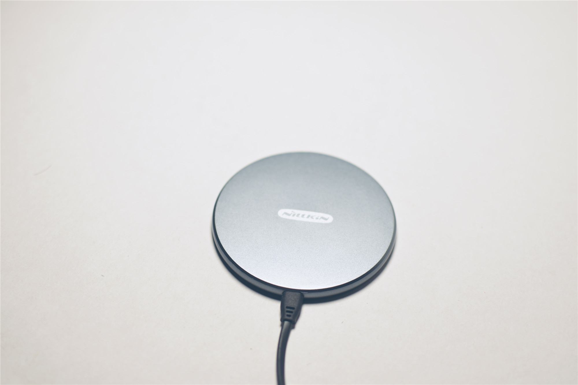 iphone12pro带壳无线充,iphone12保护壳磁吸