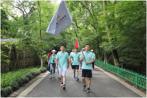 公益徒步活动直播,志愿者助力徒步走活动