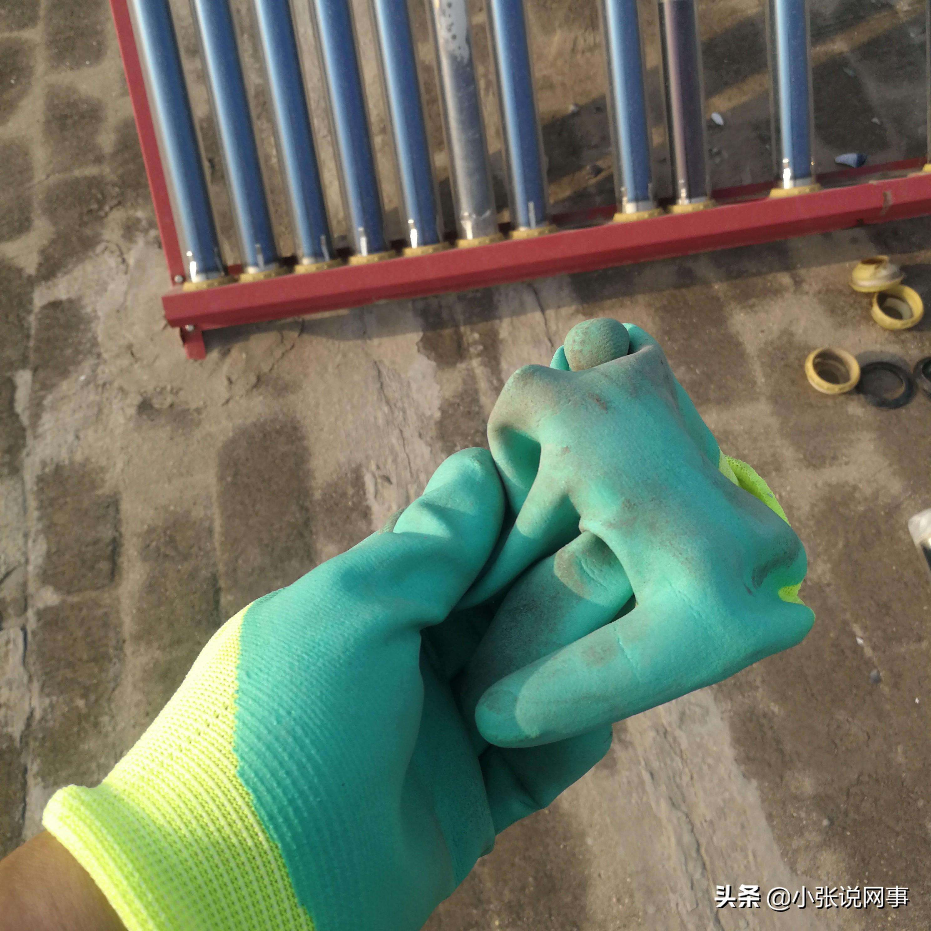 自己动手更换太阳能热水器管,太阳能热水器加热棒更换教程