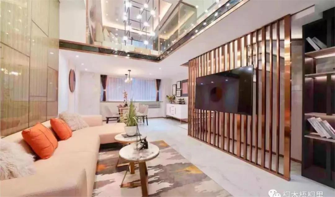 火凤凰浴火中如何重生,看浴火重生的凤凰