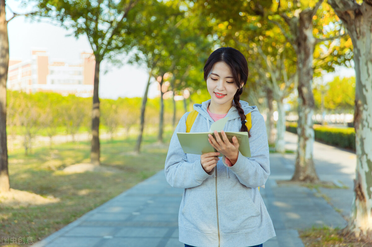 学习日语，我们需要准备什么日语词典？