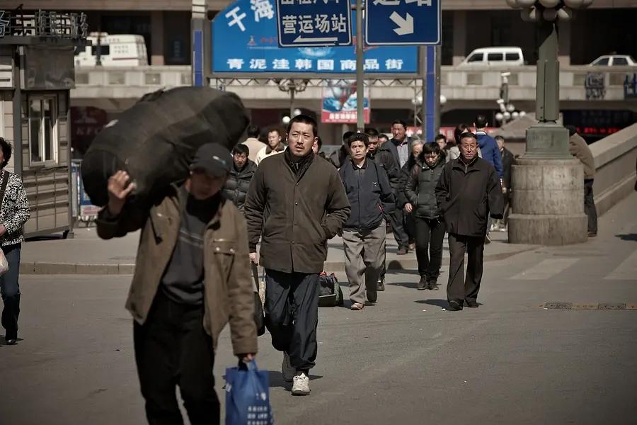 fila为什么能让安踏逆袭,范德彪穿的斐乐多少钱