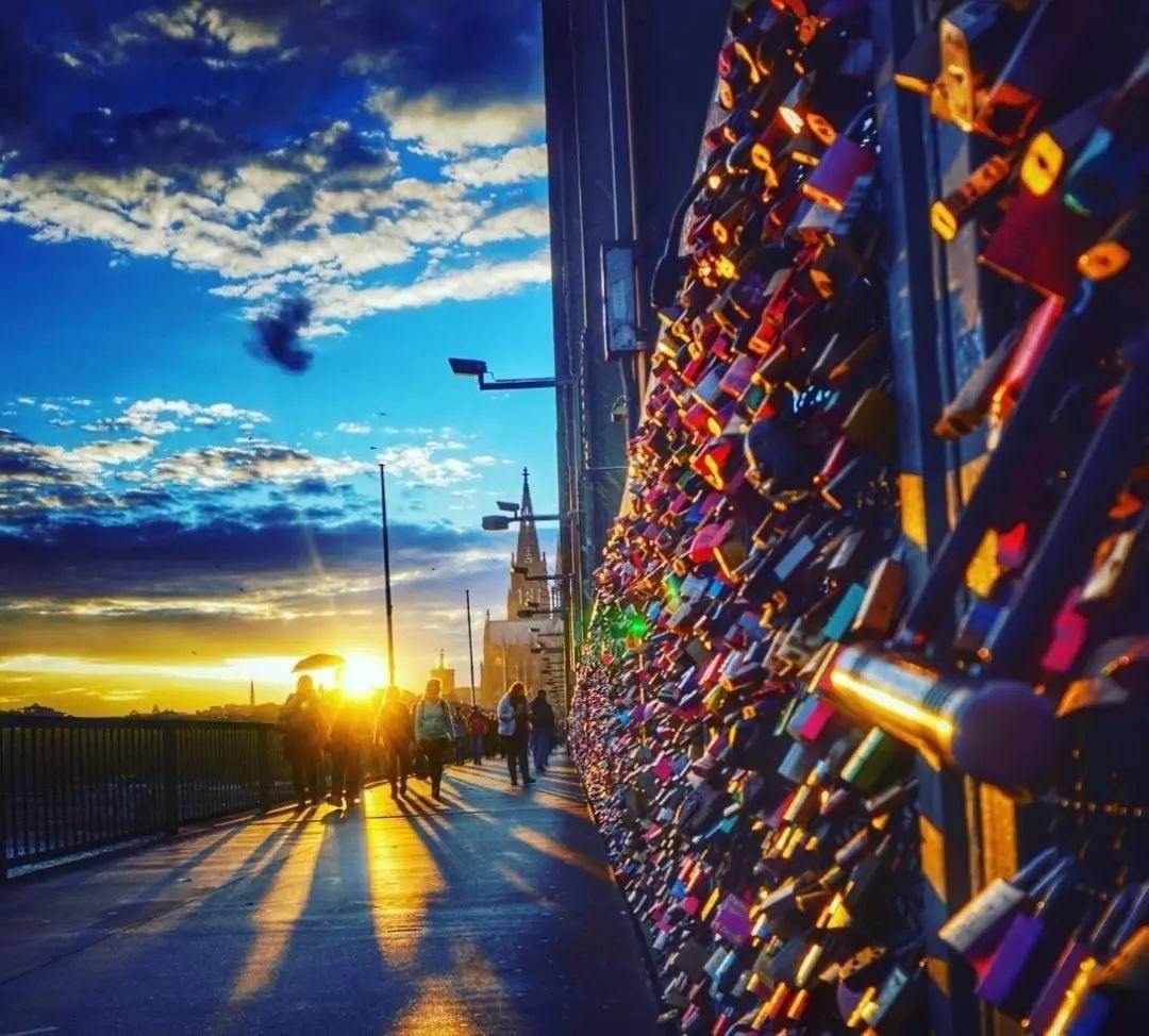 首尔的街巷，藏着商业好看的模样