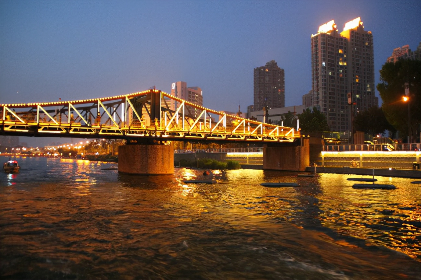 天津的桥简介,天津的桥梁有什么特别的