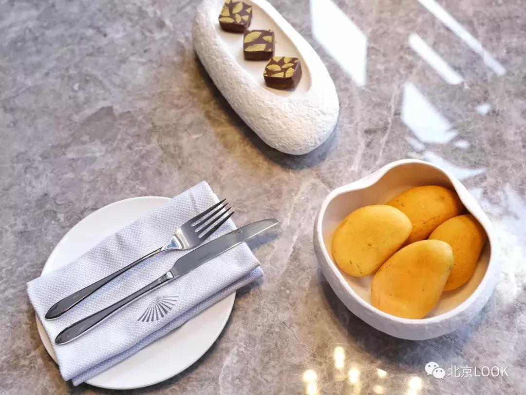 俯瞰故宫北京奢华五星酒店,看故宫全景的酒店