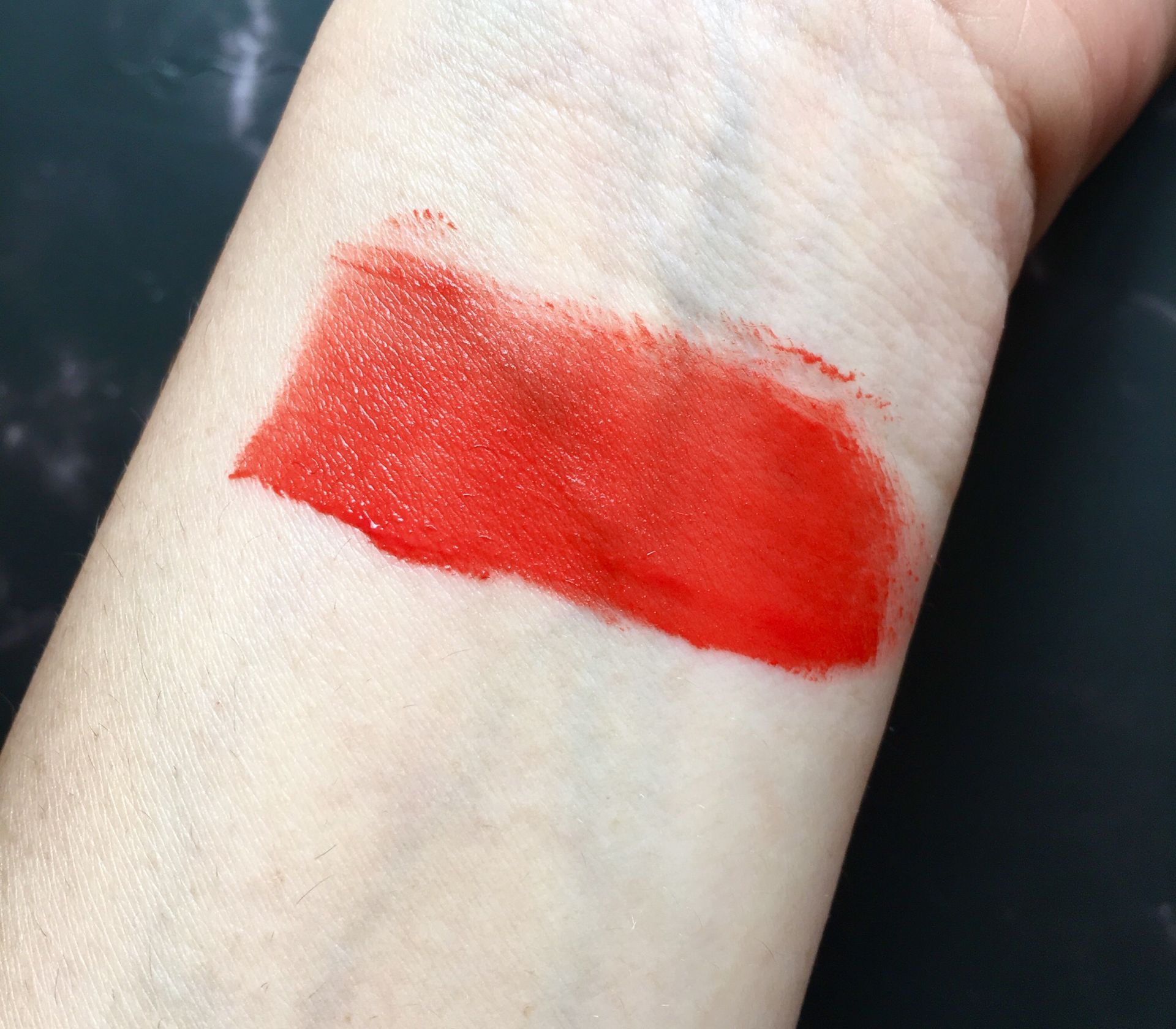 阿玛尼红管小胖丁唇釉推荐,armani红管和胖丁哪个好看