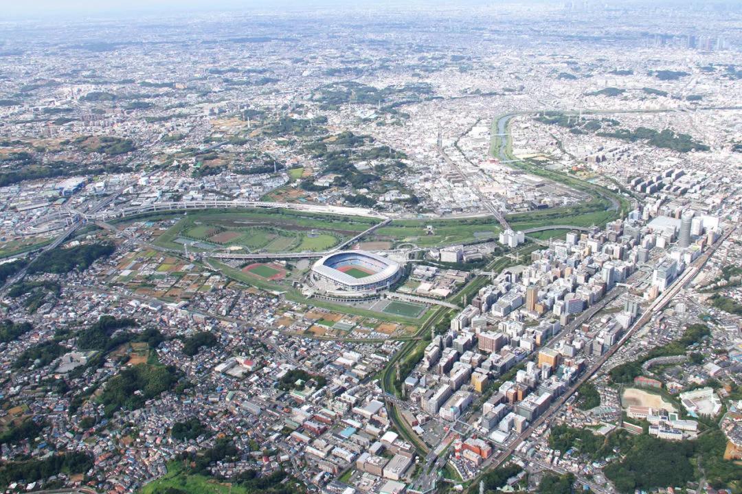 设计就应该是实用与美学,设计就是融入自然