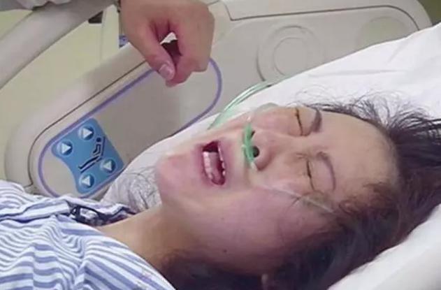 男医生为产妇“刮毛”被拒，随后医生的“解释”，让护士捂嘴偷笑