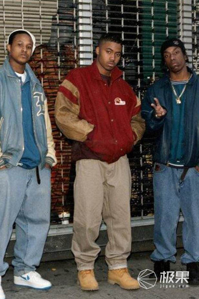 踢不烂大黄蜂2,踢不烂的大黄蜂